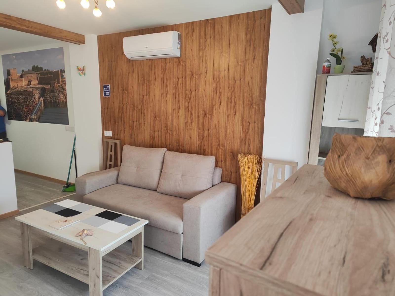 La Garrucha Apartment Argamasilla De Alba Ngoại thất bức ảnh